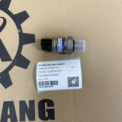 Excavator Parts Pressure Sensor LC52S00015P1 For Sk200-6 Sk200-8