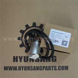20Y-60-22122 20Y-60-11713 Solenoid Valve Komatsu PC200-5 PC200-7 PC200-8 D275AX-5 PC200-6 20Y-60-32120 20Y-60-32121